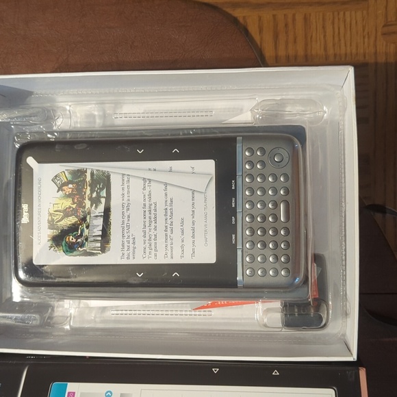 The sharper image wireless reader. - Picture 5 of 6